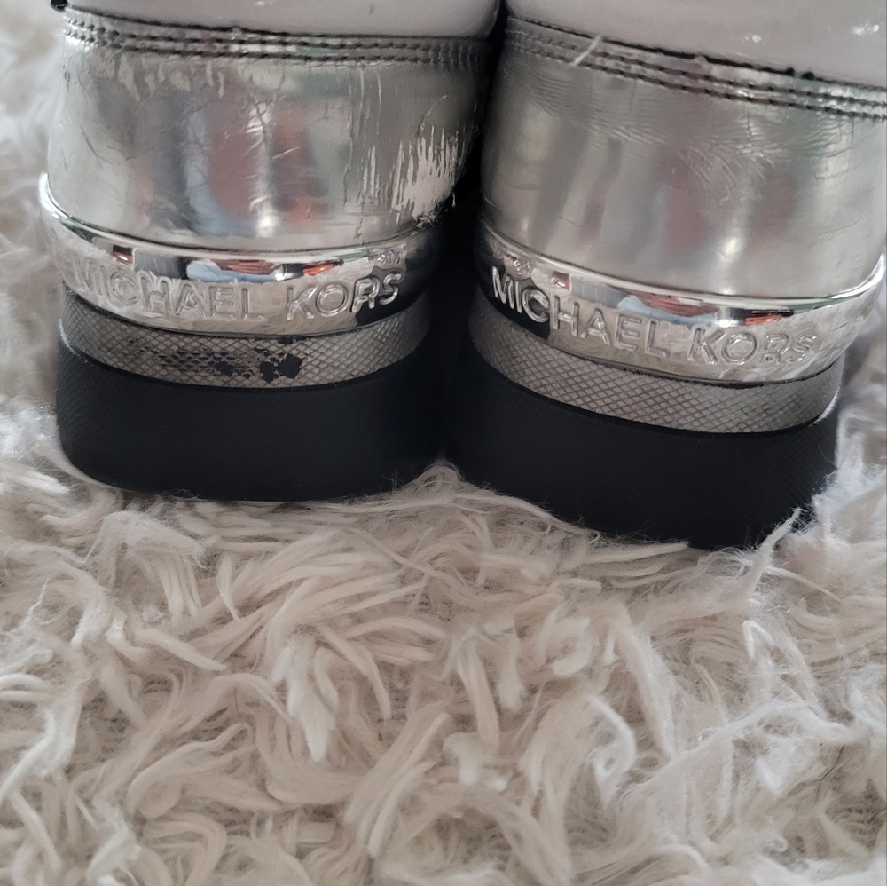 Michael Kors Allie Velvet Sneaker - Picture 9 of 9